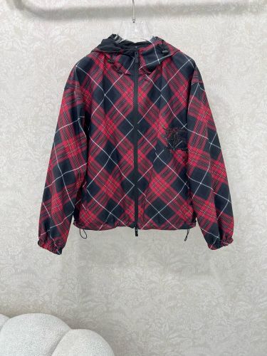 カジュアル 着回し リバーシブルジャケット バーバリー ジャケット 偽物 