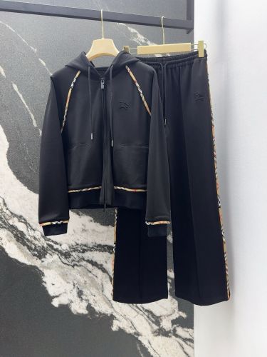 ジップアップパーカー＆スウェットパンツ上下セット バーバリー セットアップ 偽物