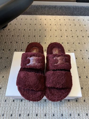 セリーヌ サンダル スーパーコピー秋冬 もこもこ ファーサンダル  レッド