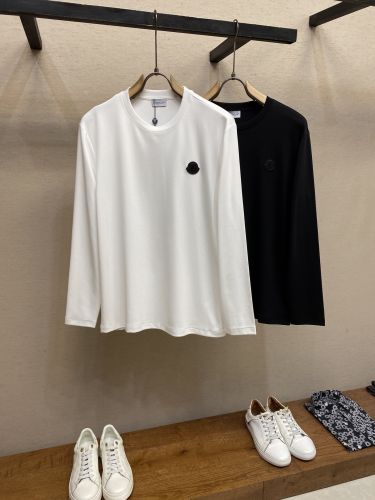 バックプリント クルーネック 長袖Tシャツ モンクレール Tシャツ 偽物 トップス