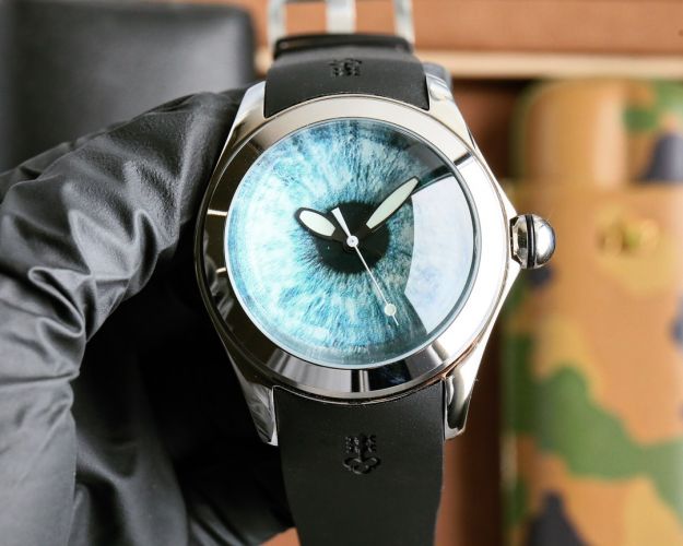 コルム 時計 コピー 存在感抜群 スタイリッシュ 46mm メンズウォッチ 腕時計