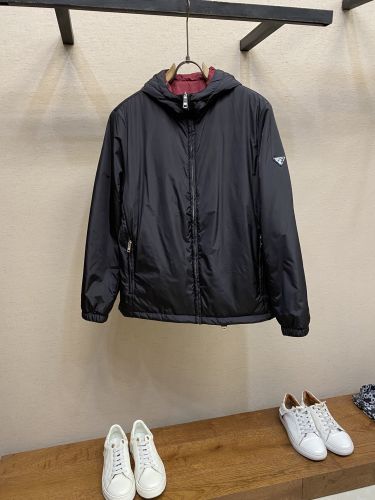 洗練された リバーシブル フーデッドブルゾン プラダ ジャケット 偽物 ブラック