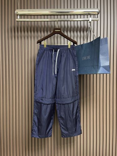 洗練された ロゴ入り カジュアルパンツ クリスチャン・ディオール パンツ 偽物 ブルー