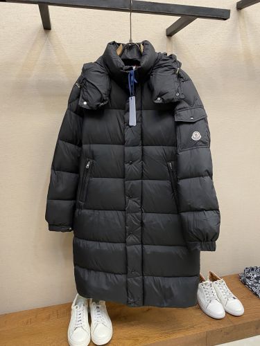 定番 合わせやすい ロングダウンコート モンクレール ダウンジャケット 偽物 ブラック