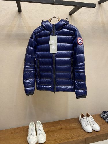 定番 軽量 カナダグース ダウンジャケット スーパーコピー フード付きダウンジャケット ブルー