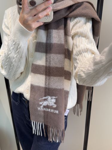クラシック おしゃれ ロゴ刺繍 マフラー バーバリー スカーフ 偽物 ユニセックス 30*180cm