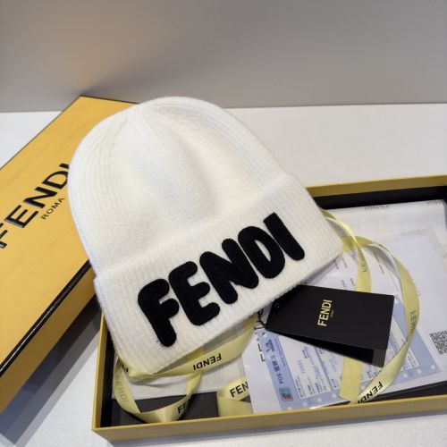 ユニセックス FENDI ロゴ ニットキャップ フェンディ キャップ コピー ホワイト