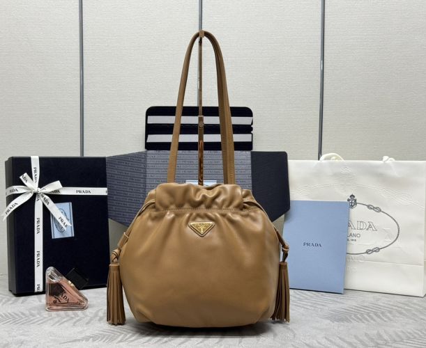 ナッパレザー ショルダーバッグ プラダ スーパーコピー 1BG541 ブラウン