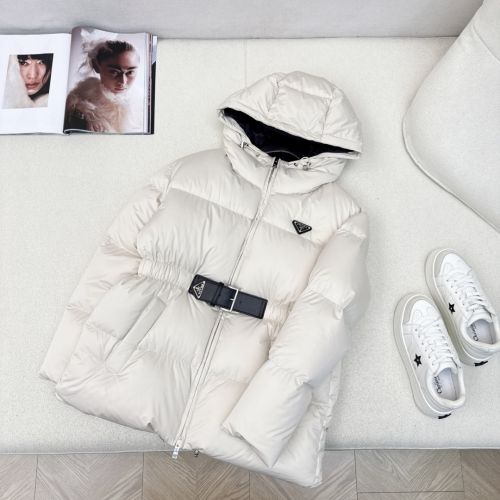 洗練された おしゃれ トリオンフ セリーヌ ダウンジャケット コピー