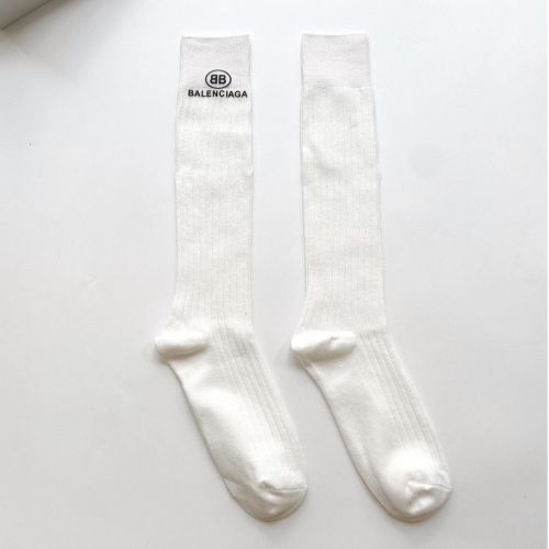シンプル 合わせやすい コットン ロングソックス バレンシアガ 靴下 偽物 ホワイト