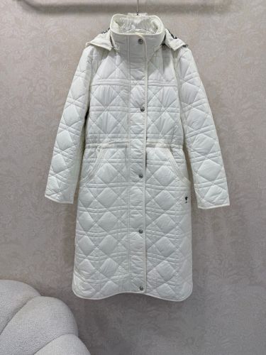上品 ロング キルティングコート クリスチャン・ディオール ジャケット 偽物 ホワイト