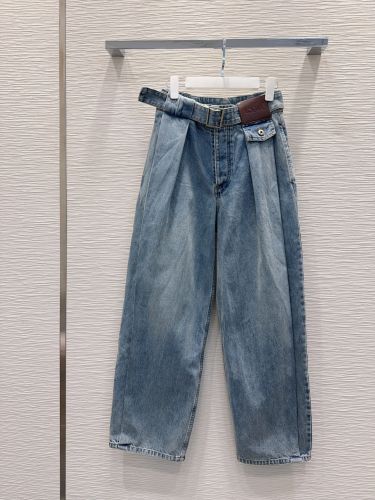 LOEWE ジーンズ ロエベ ベルト付き デニムパンツ スタイリッシュ