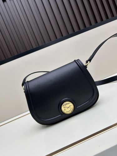 クロエ バッグ スーパーコピー グレインレザー Horse Medalサドルバッグ ブラック