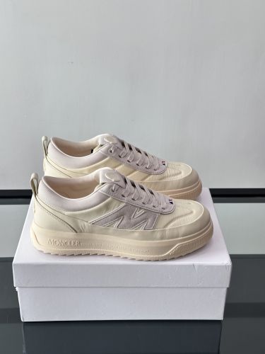 モンクレール スーパーコピー 洗練された Moncler Altiveスニーカー ベージュ