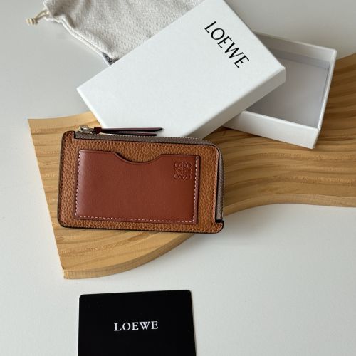 ロエベ 財布 偽物 上品 人気 おしゃれ コインケース カードケース