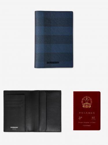 Burberry バーバリー チェック パスポートホルダー スーパーコピー ブルー