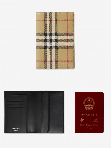 人気 エレガント Burberry バーバリー チェック パスポートホルダー スーパーコピー