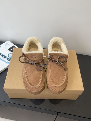 大人気 UGG アグ スーパーコピー ムートンモカシン スリッポン ブラウン