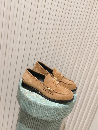 上品 洗練された スエード ローファー アレキサンダーワング 靴 スーパーコピー キャメル