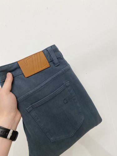 シンプル ストレッチ デニムパンツ エルメネジルド・ゼニア ジーンズ 偽物 