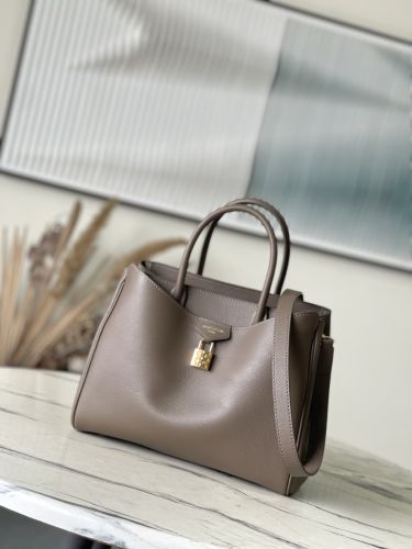 ルイ・ヴィトン スーパーコピー M27040 ヴァンドーム PM ハンドバッグ