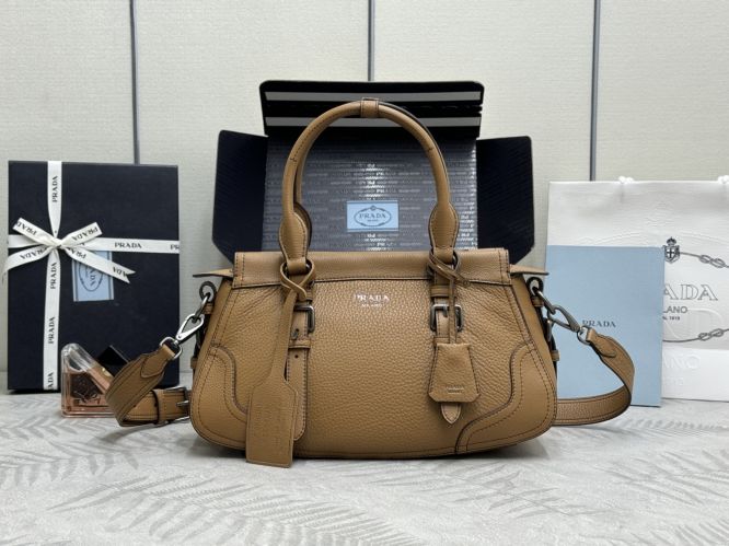 人気 カジュアル ラージ レザー トートバッグ 1BG604 プラダ スーパーコピー ブラウン
