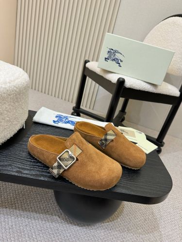 人気 カジュアル スエード アーチンクロッグ バーバリー サンダル 偽物 ブラウン