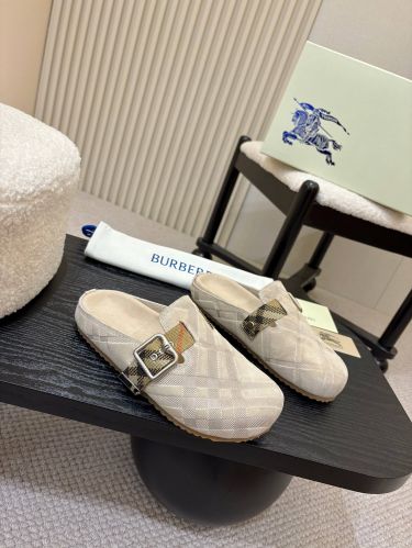 チェック スエード アーチンクロッグ バーバリー サンダル 偽物 グレー