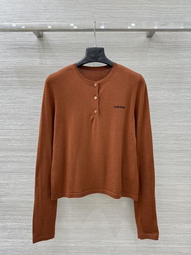ロゴ入り ヘンリーネック カシミヤ トップス ミュウミュウ Tシャツ コピー ブラウン