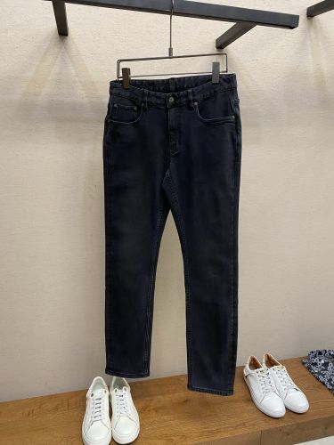 定番 合わせやすい デニムパンツ サルヴァトーレ・フェラガモ ジーンズ 偽物 ブラック