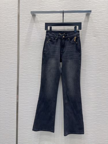 イヴ・サンローラン ジーンズ 偽物 合わせやすい フレア デニムパンツ ブラック