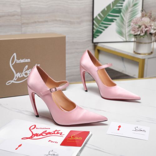 クリスチャン・ルブタン スーパーコピー 激安 スニーカー・財布