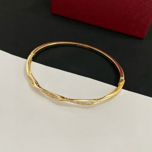 ツイスト ゴールド ダイヤモンド バングル カルティエ ブレスレット 偽物