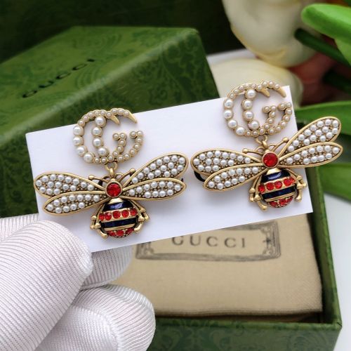 GUCCI グッチ ダブルG ＆ ビー ピアス 偽物 パール ラインストーン
