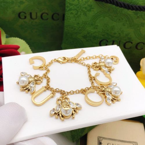 GUCCI ビー チャーム グッチ ブレスレット 偽物 合わせやすい アクセサリー