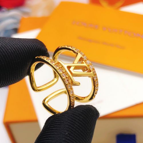リング･LV アイコニック ストラス ルイ・ヴィトン 指輪 スーパーコピー