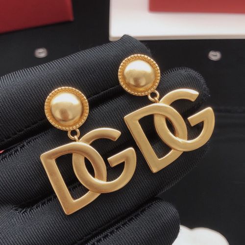 洗練された DGロゴ ピアス ドルチェ&ガッバーナ イヤリング 偽物