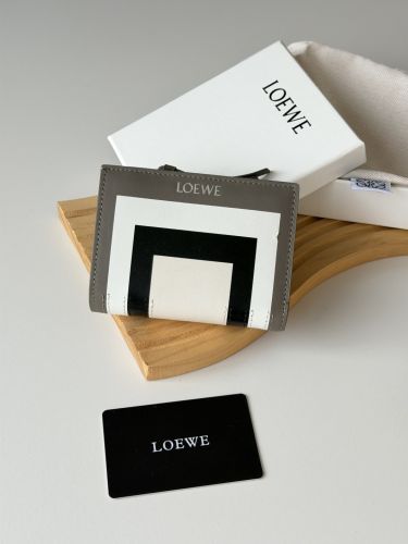 ロエベ 財布 スーパーコピー LOEWE x Albers コンパクトウォレット 二つ折り財布