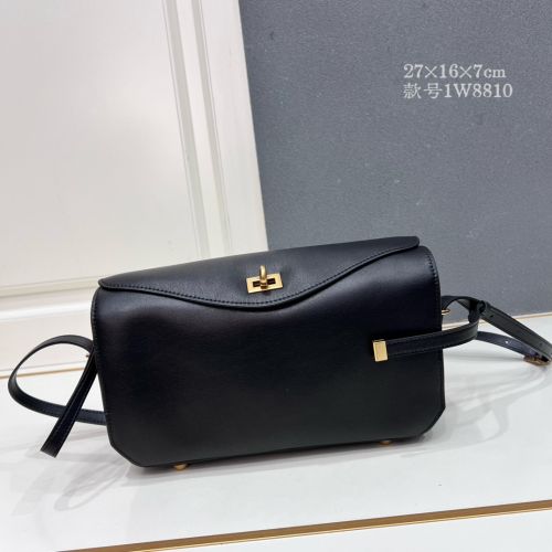 人気 洗練された LE 7 ショルダーバッグ バレンシアガ バッグ コピー