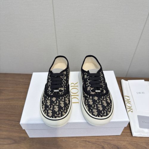 お洒落 クリスチャン・ディオール Dior Saltwind スニーカー コピー ベージュ
