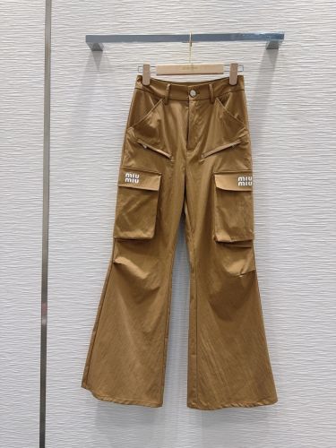 ミュウミュウ パンツ コピー ロゴ入り カーゴ フレアパンツ キャメル