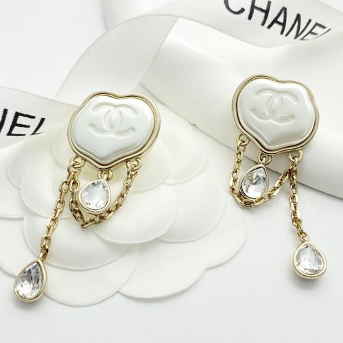 ハート パール×クリスタル ドロップピアス シャネル イヤリング 偽物