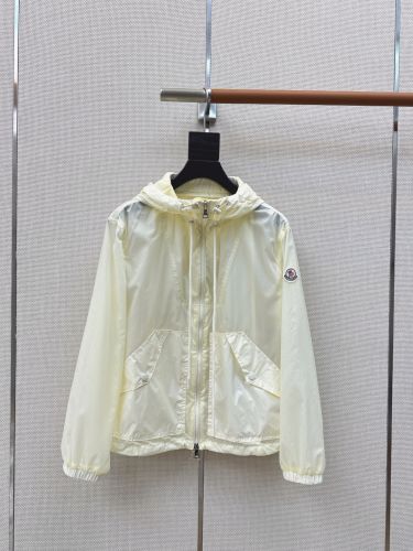 春夏 軽量 フーデッドジャケット モンクレール ジャケット 偽物 ベージュ