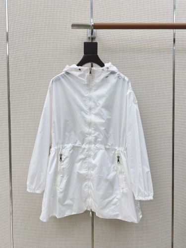 カジュアル 洗練された フーデッド ライトジャケット モンクレール ジャケット 偽物 ホワイト