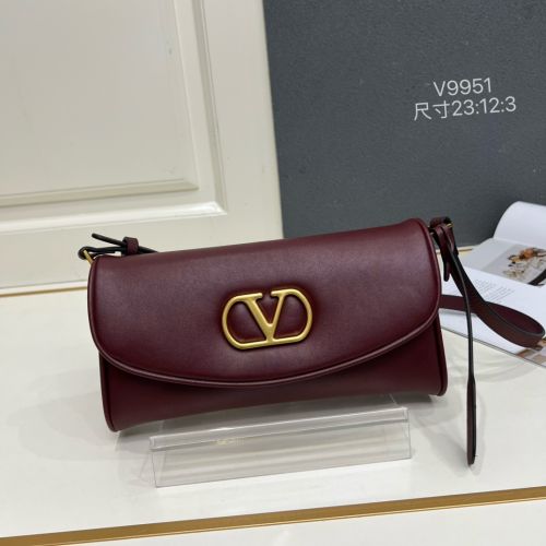 Vロゴ シグネチャー レザー ショルダーバッグ ヴァレンティノ バッグ コピー ボルドー