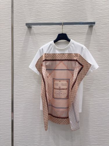 トランクスカーフフロントTシャツ ルイ・ヴィトン 半袖Tシャツ コピー