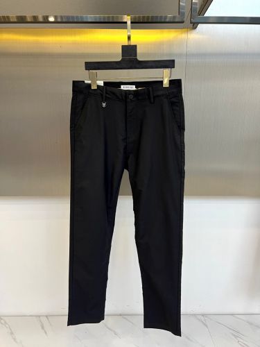 シンプル 上品 テーパード チノパンツ バーバリー パンツ 偽物 ブラック