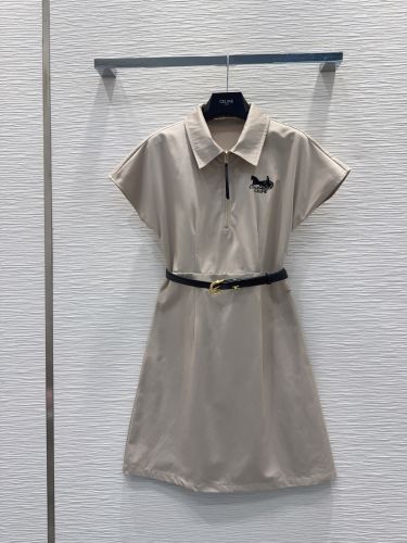 ロゴ入り ハーフジップ 半袖ワンピース セリーヌ ワンピース 偽物 ベルト付き