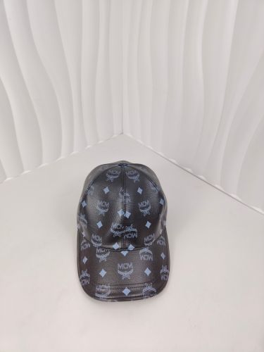 レア MCM ヴィセトス ベースボールキャップ ラビット ホワイト 美品 エムシーエム キャップ 偽物 MCM ヴィセトス ベースボールキャップ 帽子