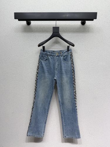 ベーシック CCロゴ シャネル ジーンズ コピー 合わせやすい デニムパンツ